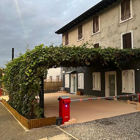 La Pergola Suites Dossobuono Kültér fotó